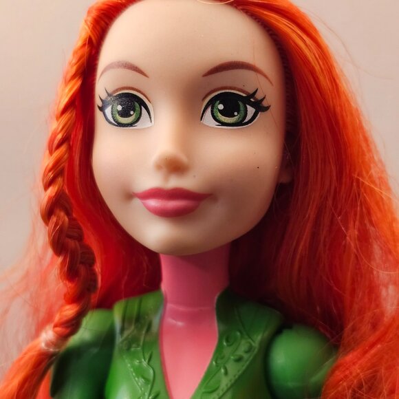 DC Superhero Girls Poison Ivy Doll - Picture 4 of 14